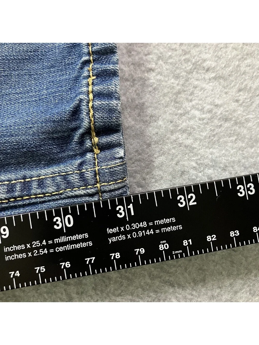 Levis 559 Jeans Mens 33x32 Blue Relaxed Fit Straight Leg Denim Light Wash Y2K